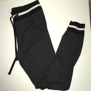 Victoria’s Secret PINK Yoga Leggings